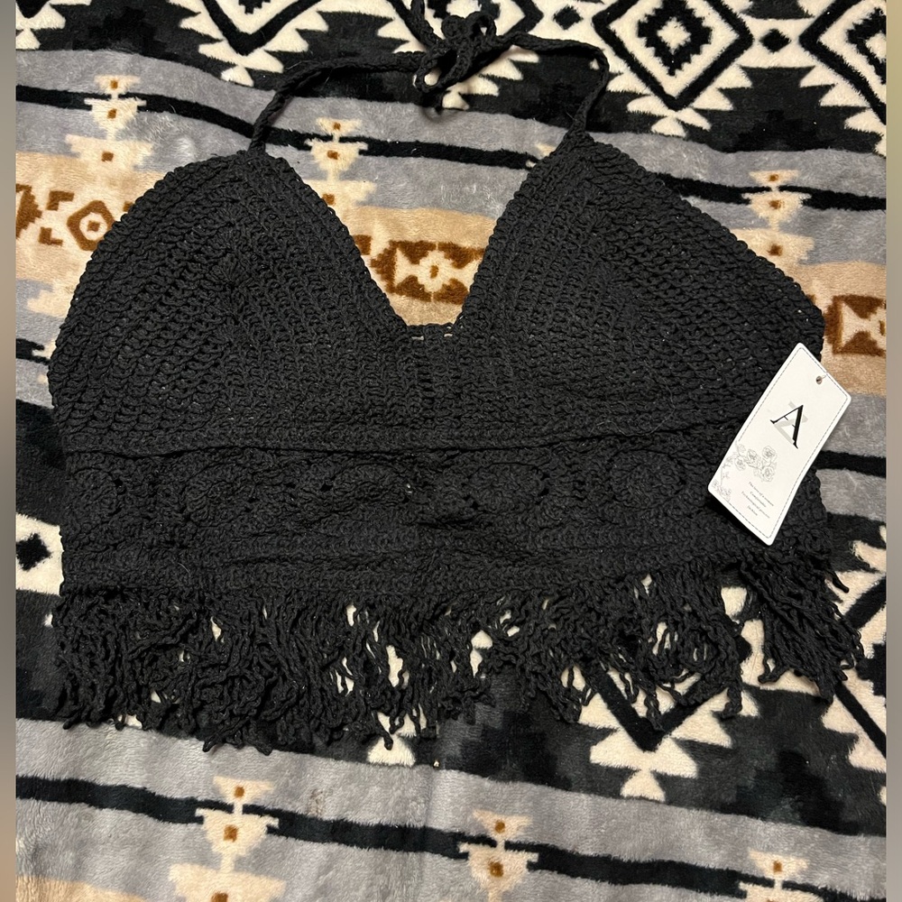 AZ Fashion NWT BoHo Knit Fringed Halter top S/M